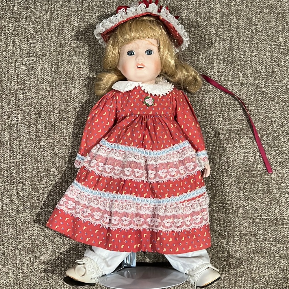 Brinns 1989 porcelain doll